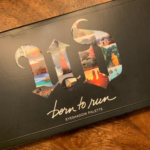 Urban Decay Born To Run Eyeshadow Palette - Picture 2 of 4